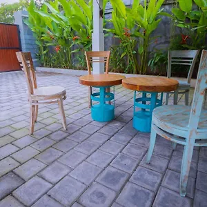 Kos Bulan Bali Kuta Lombok
