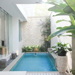 Nikaya Villa