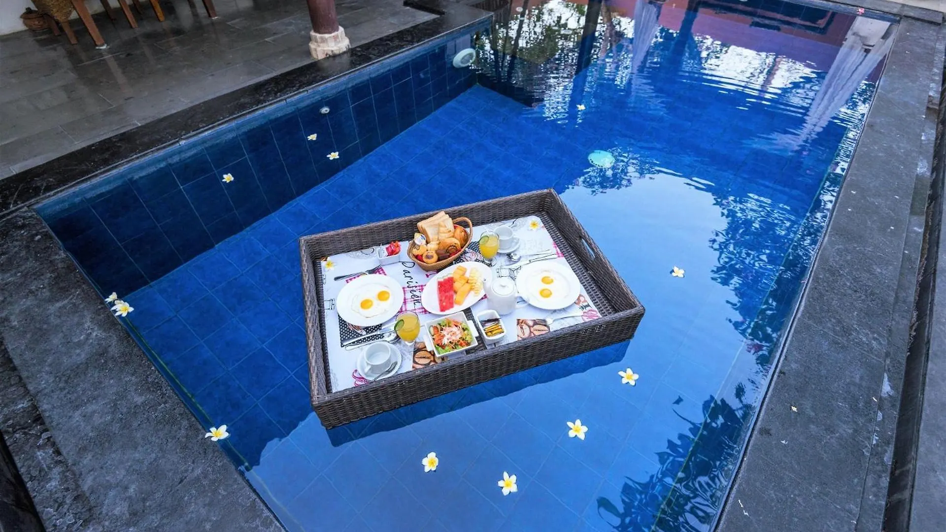 Private Pool Villas Kuta